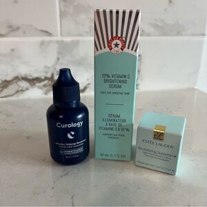 FIRST AID BEAUTY
10% Vitamin C Brightening Serum! Brand New!